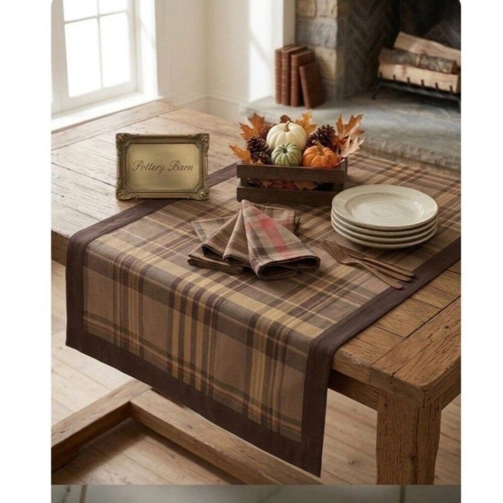 POTTERY BARN RARE Roscoe Plaid Throw Table 50x50 And Matching Napkins Set 20x20